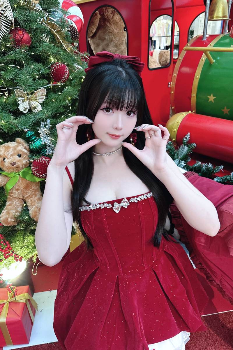 2812-霜月shimo-台湾甜美妹子COS新编版合集[161套-44G] - 全文