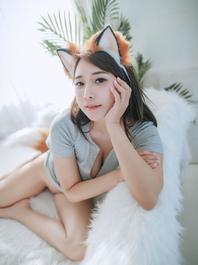 3098-乐乐-台湾人气模特绝版摄影素材合集[54套-29.1G] - 第2页